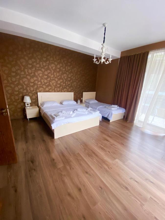 Borjomi Central Hotel Buitenkant foto