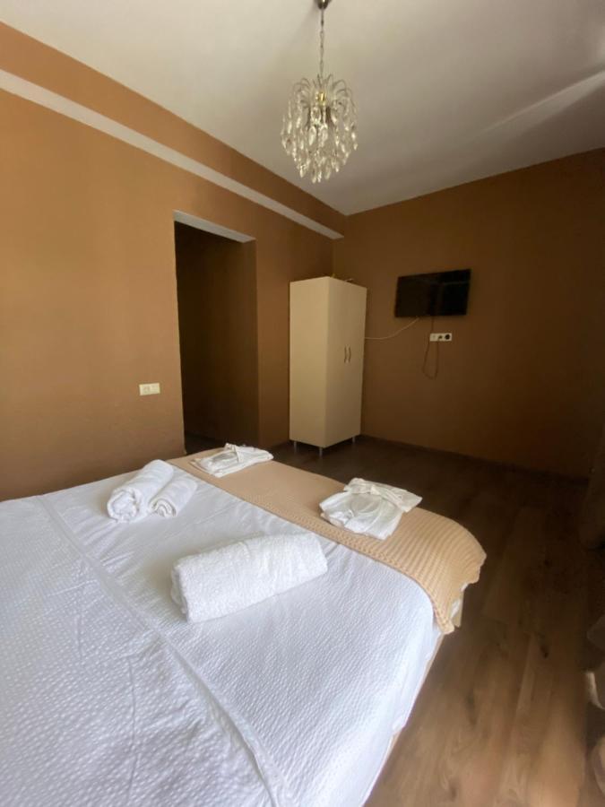 Borjomi Central Hotel Buitenkant foto