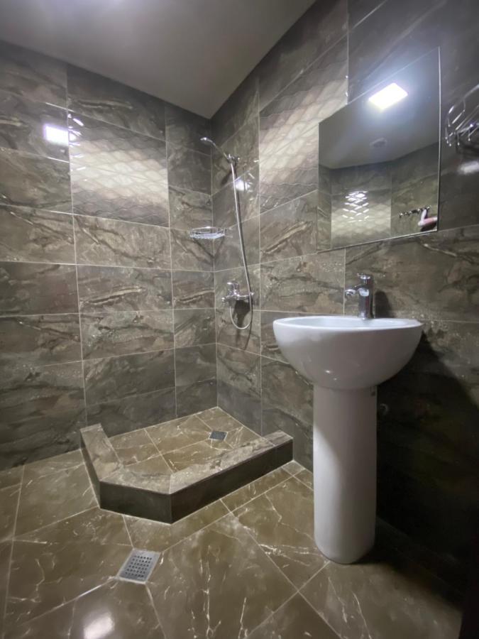 Borjomi Central Hotel Buitenkant foto