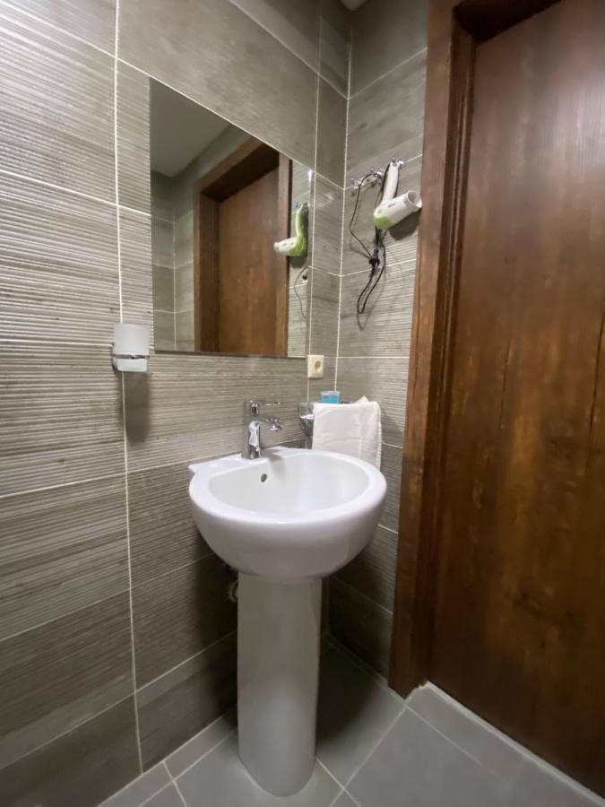 Borjomi Central Hotel Buitenkant foto