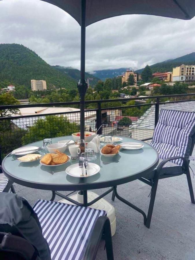 Borjomi Central Hotel Buitenkant foto